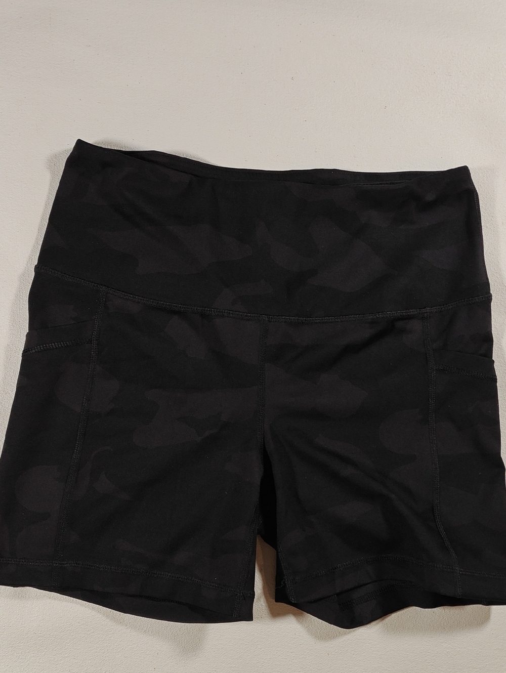Yogalicious Dark Black Camo High-Rise Bike Shorts